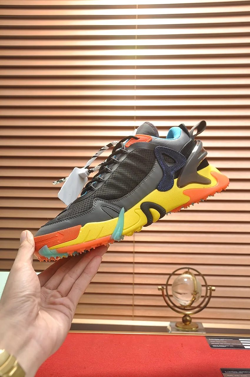 Men's men's shoes💰660💶【off-white】👫 Original one-to-one replica, high-end quality🥳The latest model has not been listed on the official website yet, the top version. Fabric: Imported open-edge beaded laminated leather Lining: Imported breathable mesh Outsole: New material imported TPU combination sole Male 38-44 (customized at 45)